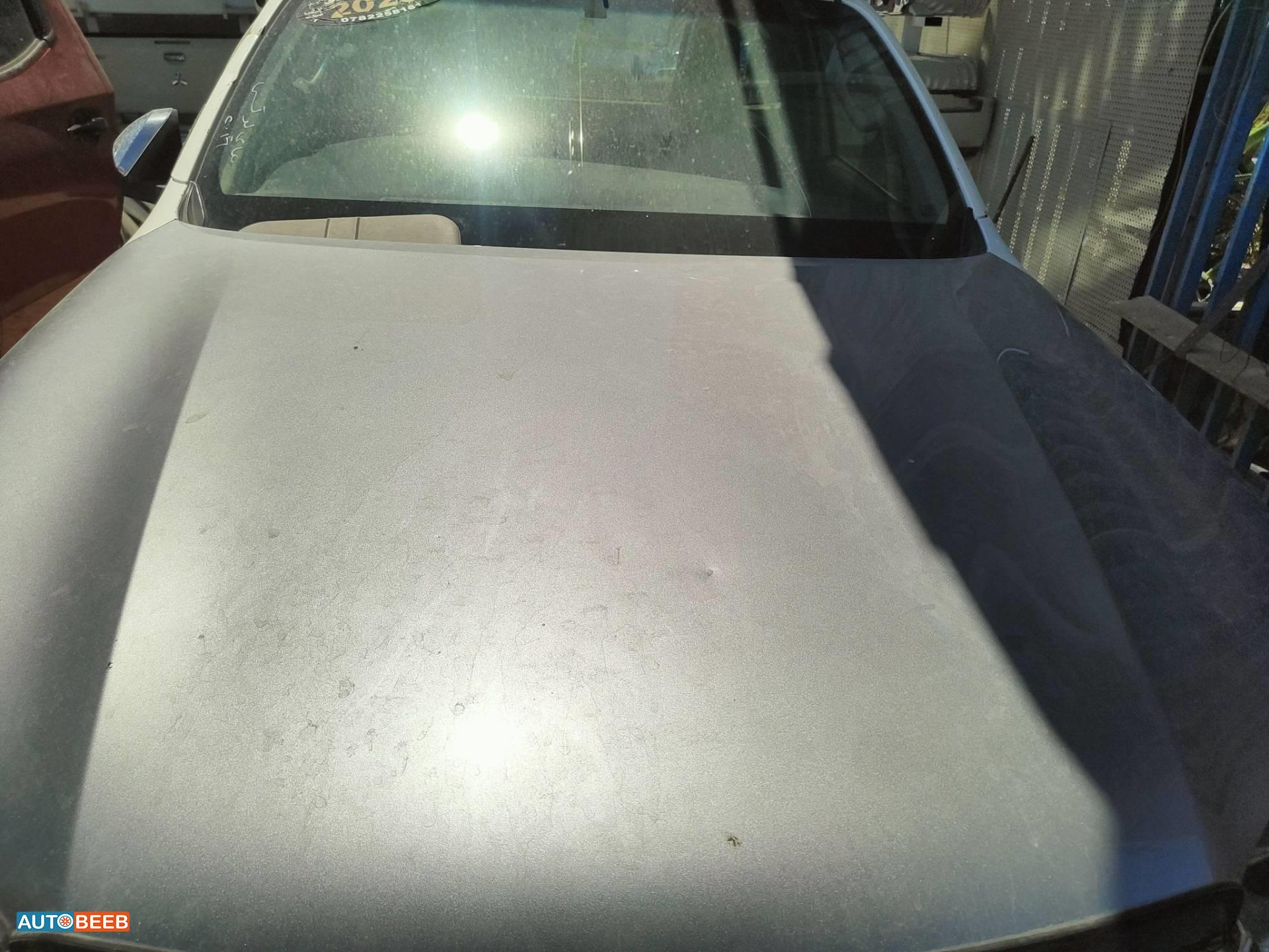 Body  Hood Toyota Hilux