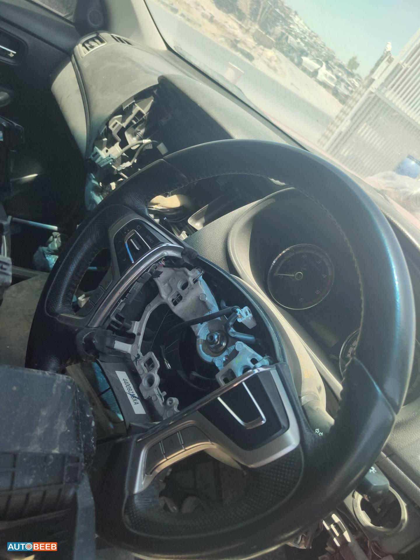 Cabin  Steering Wheel Mitsubishi L200