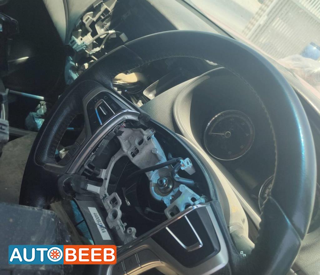 Cabin  Steering Wheel Mitsubishi L200