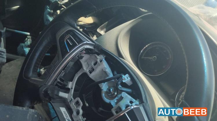 Cabin  Steering Wheel Mitsubishi L200