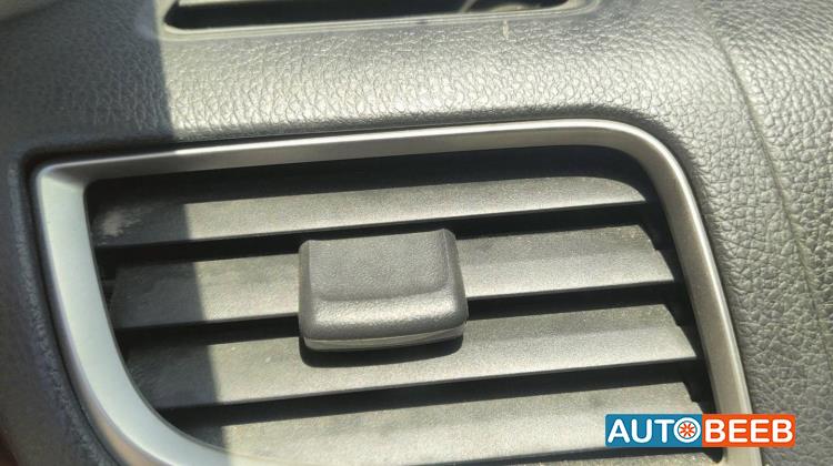 Cabin  Control buttons Mitsubishi L200