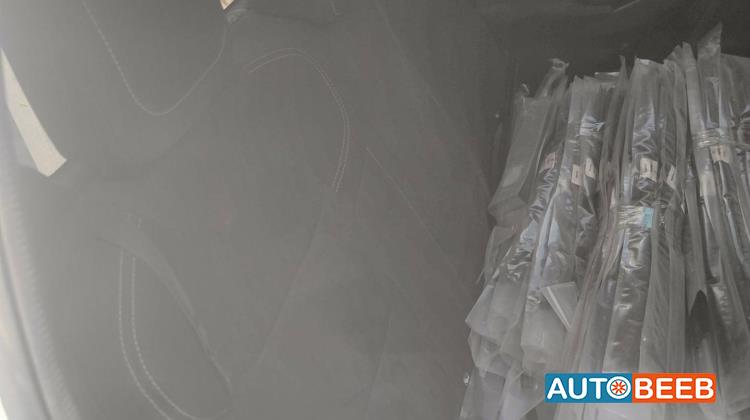 Cabin  Seat Isuzu D-Max