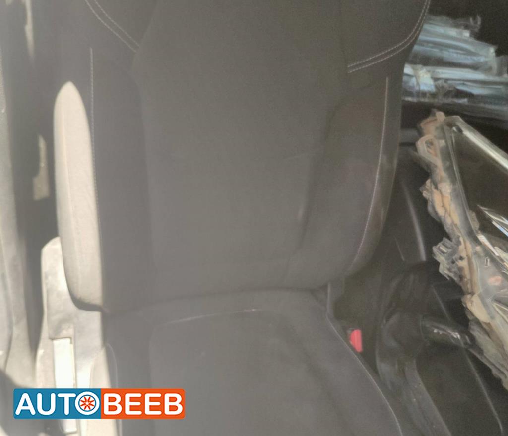Cabin  Seat Isuzu D-Max