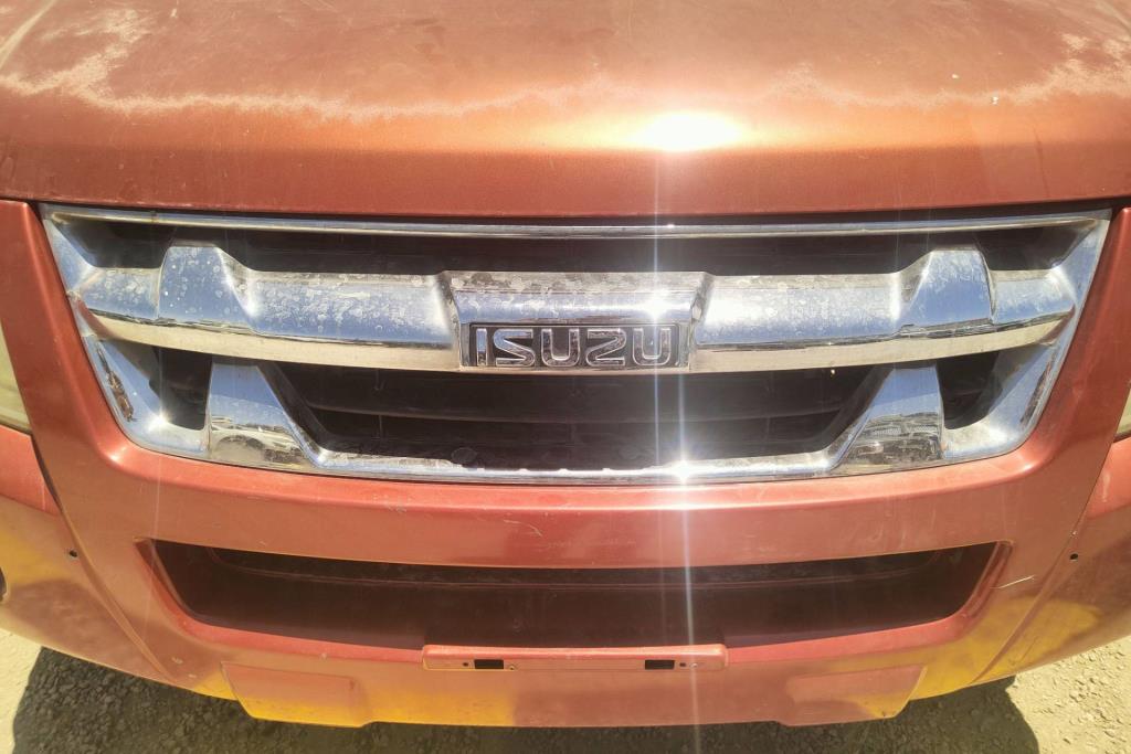 Body  Grilles Isuzu D-Max
