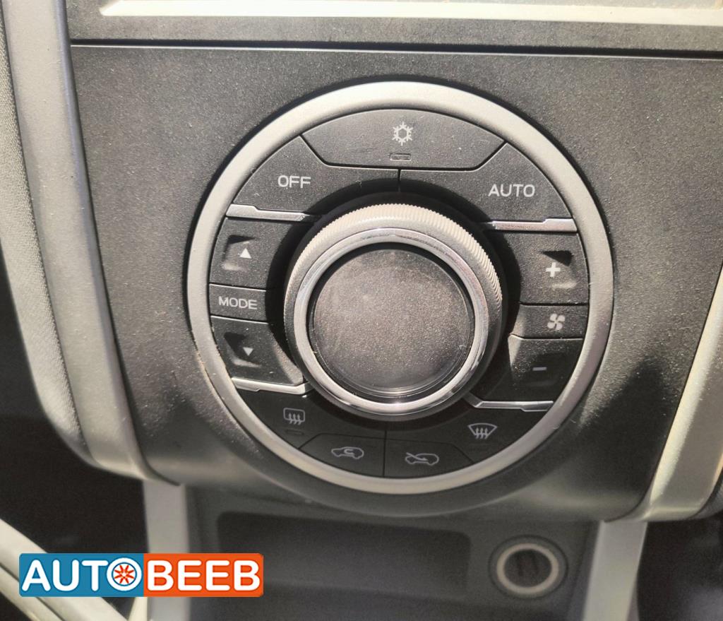 Cabin  Control buttons Isuzu D-Max