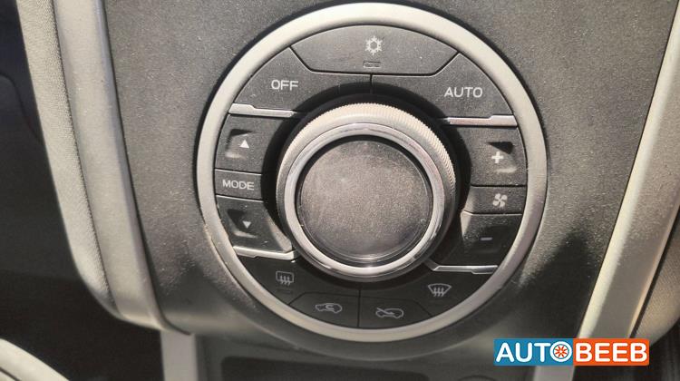 Cabin  Control buttons Isuzu D-Max