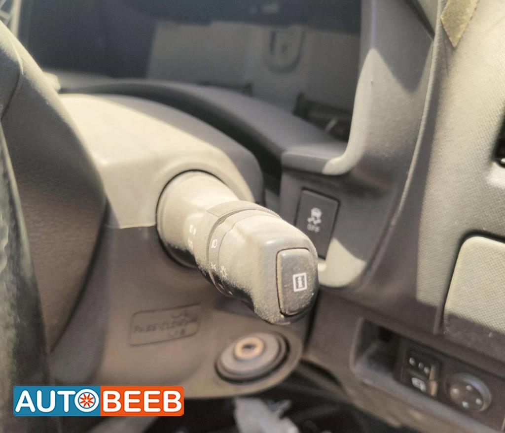 Cabin  Control buttons Isuzu D-Max