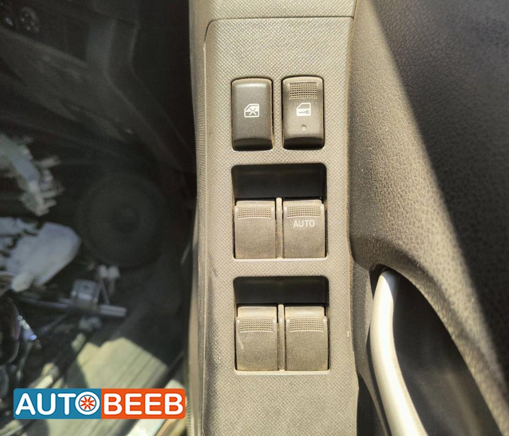 Cabin  Control buttons Isuzu D-Max