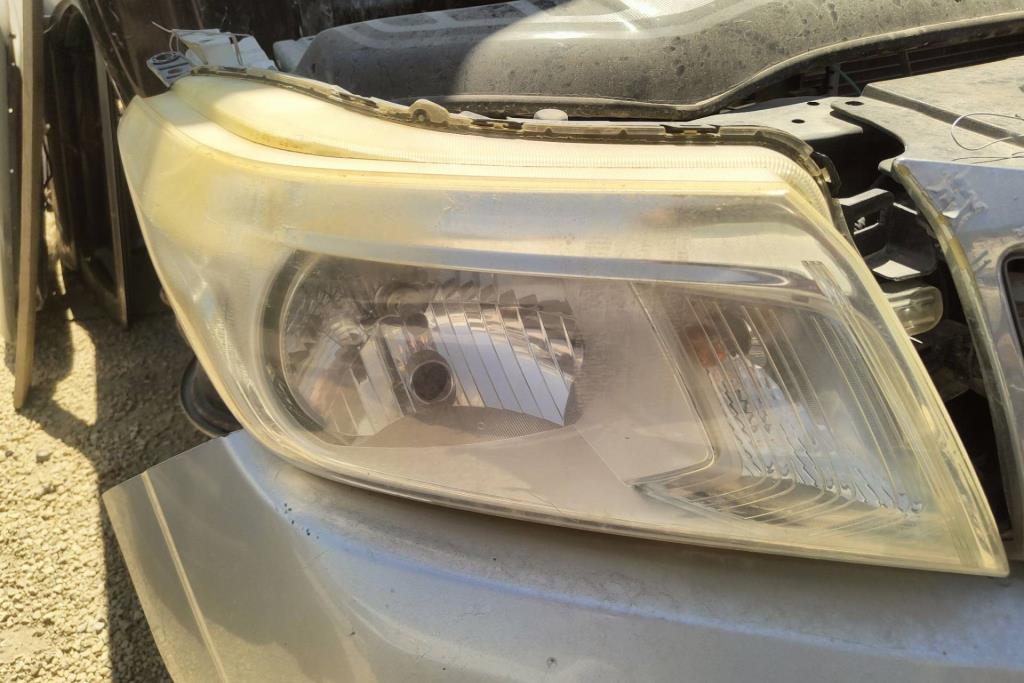 Lights Front light Nissan Navara