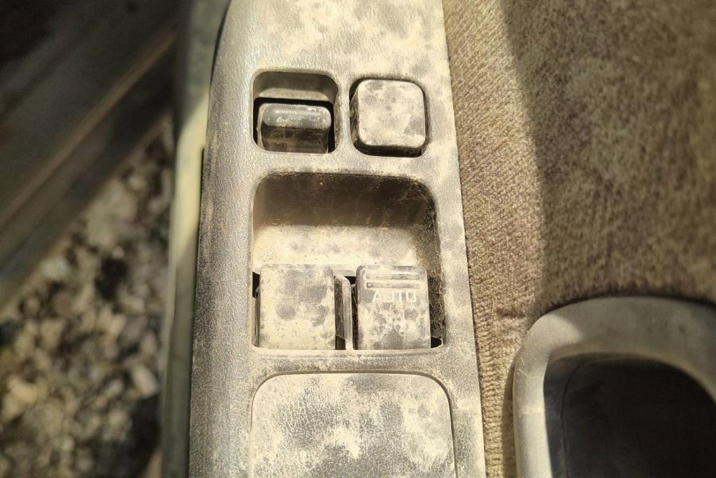 Cabin  Control buttons Nissan 