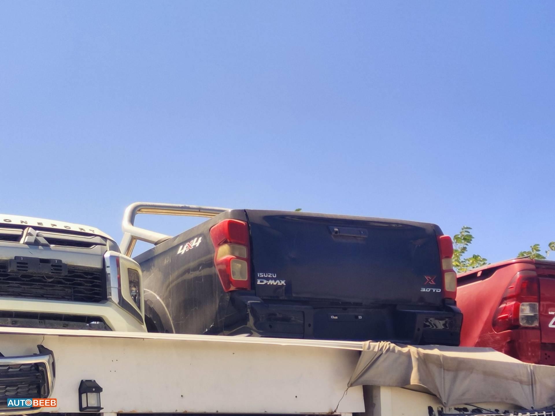 Body  Trunk Isuzu D-Max