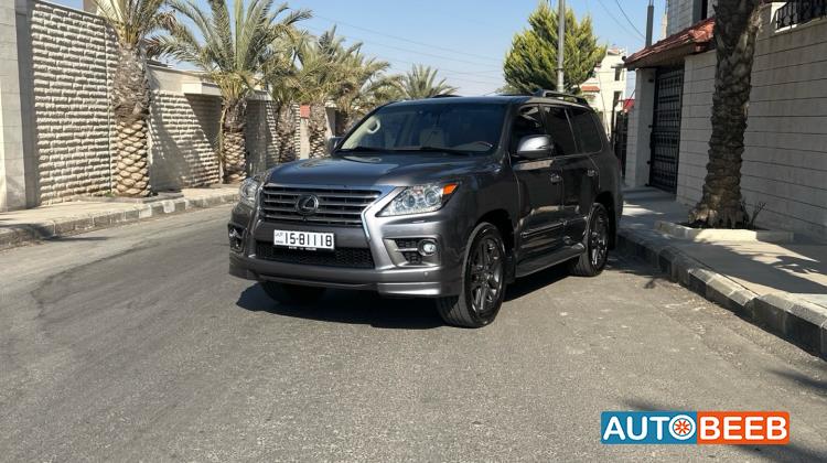 Lexus LX570 2014