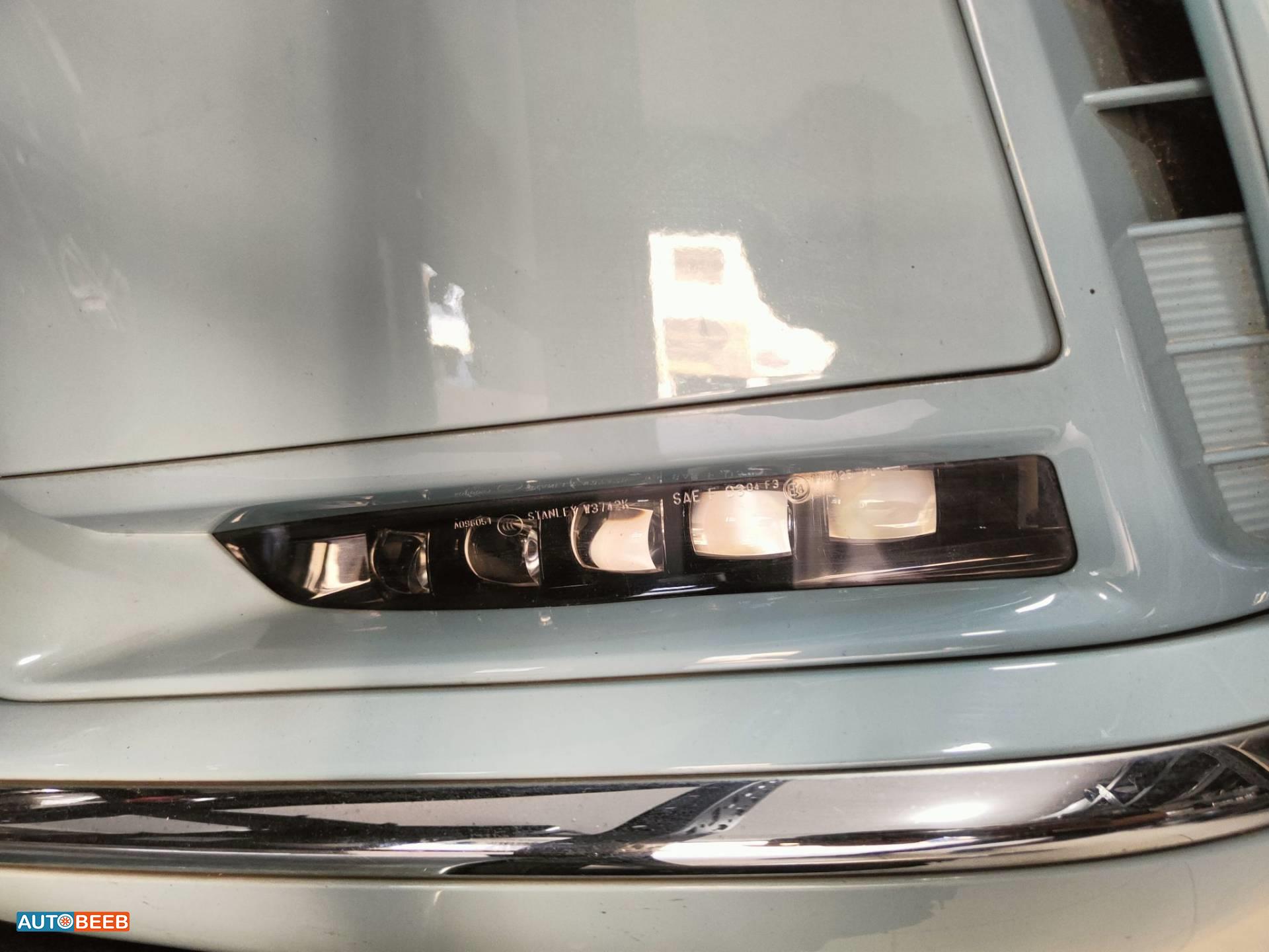 Lights Spotlight Honda e:NP1