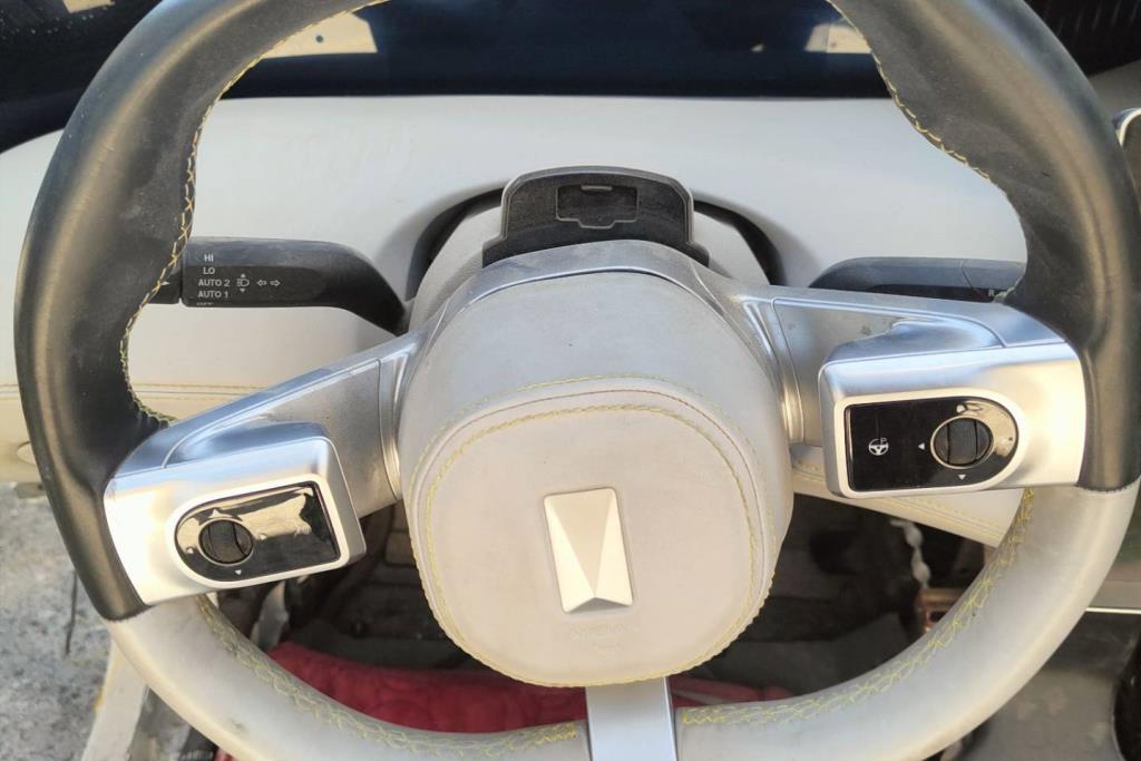 Cabin  Steering Wheel Avatr Model 11