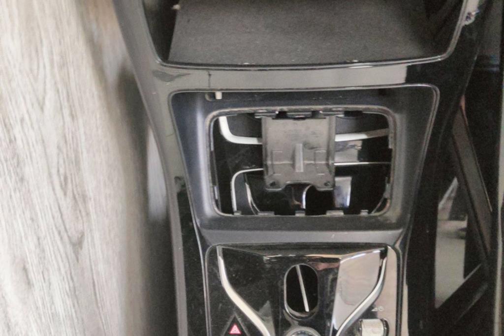Cabin  Dashboard BYD Qin