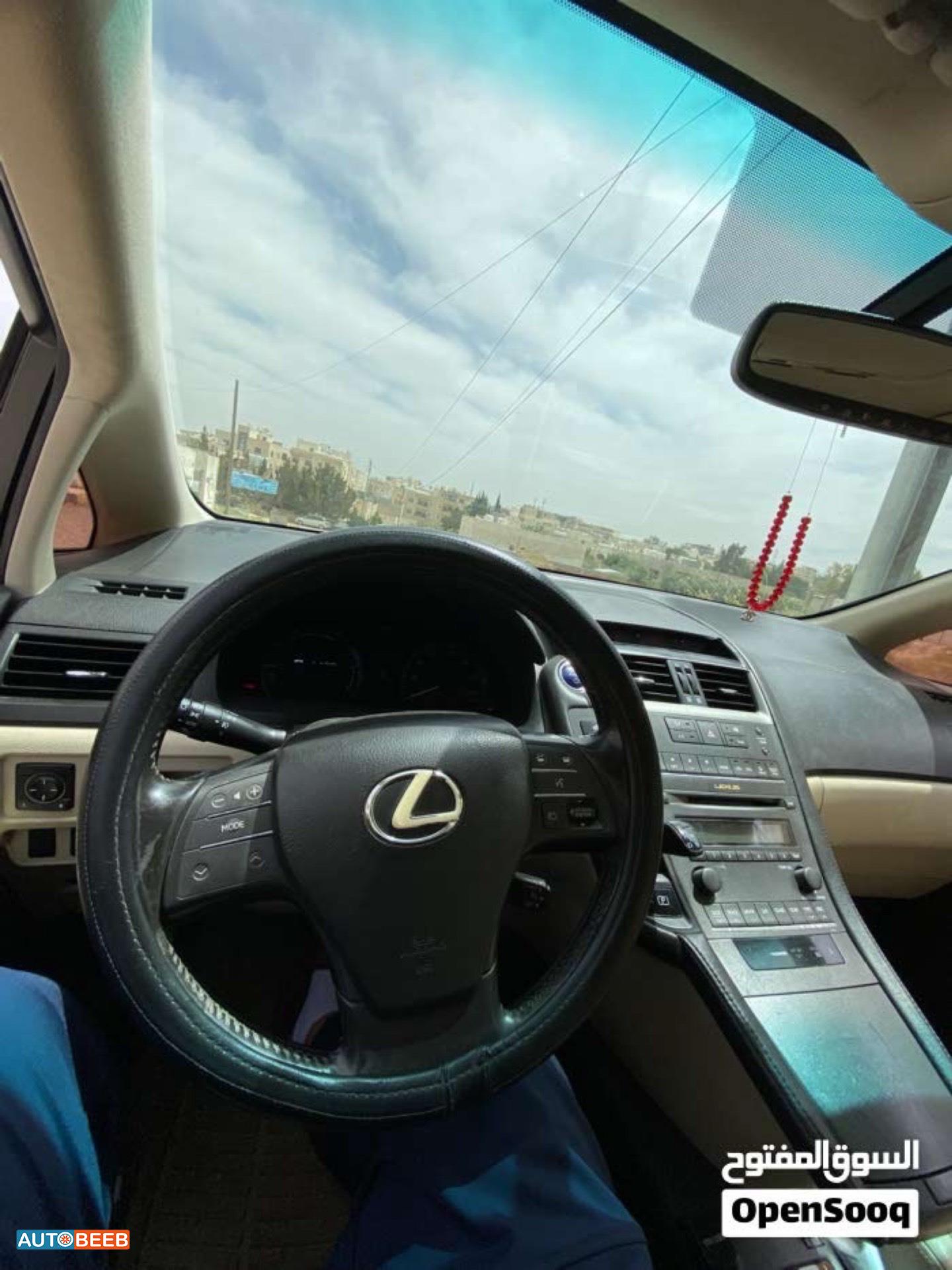 لكزس HS250h 2010