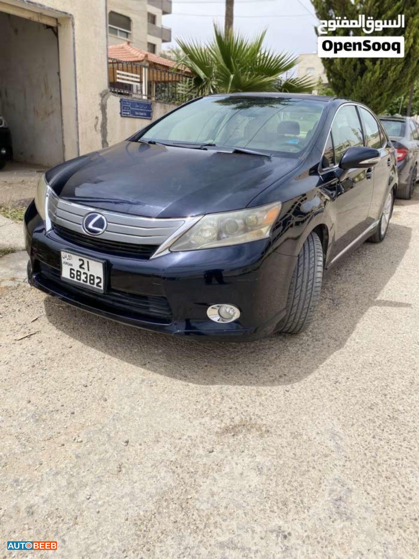 لكزس HS250h 2010