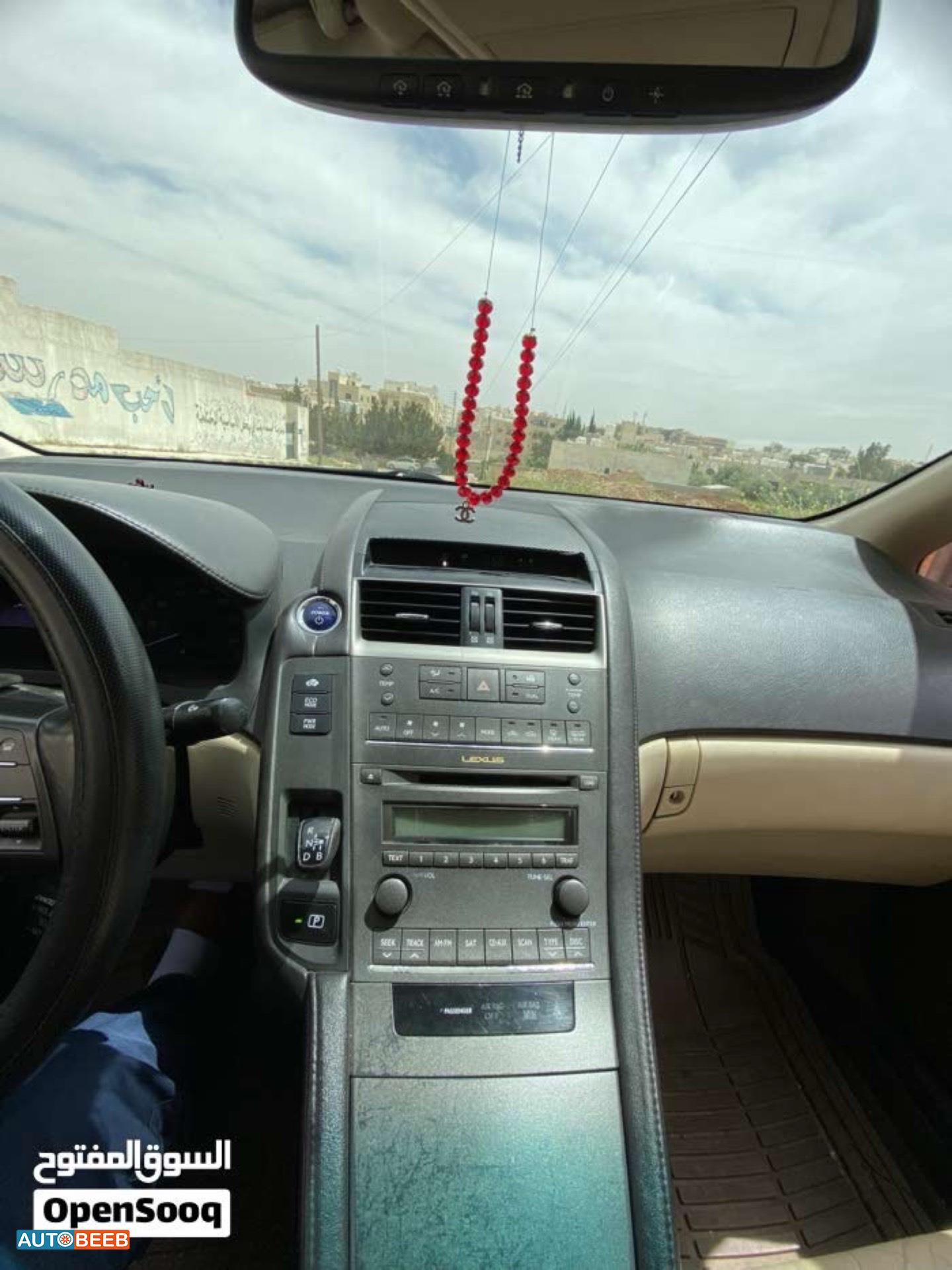 لكزس HS250h 2010