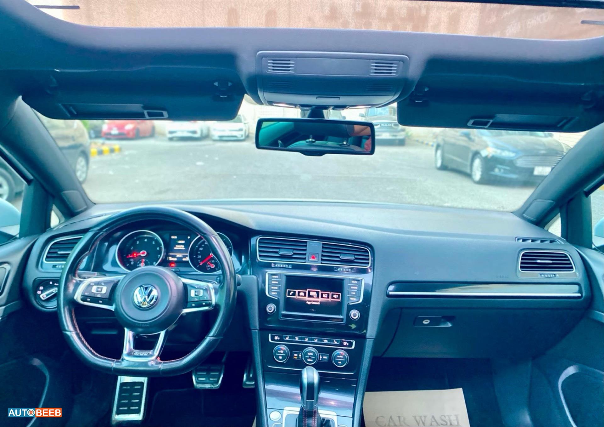 Volkswagen E-Golf 2016