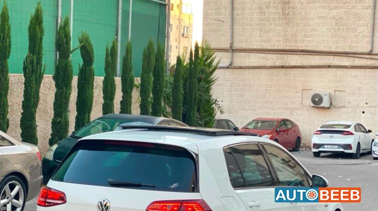 Volkswagen E-Golf 2016