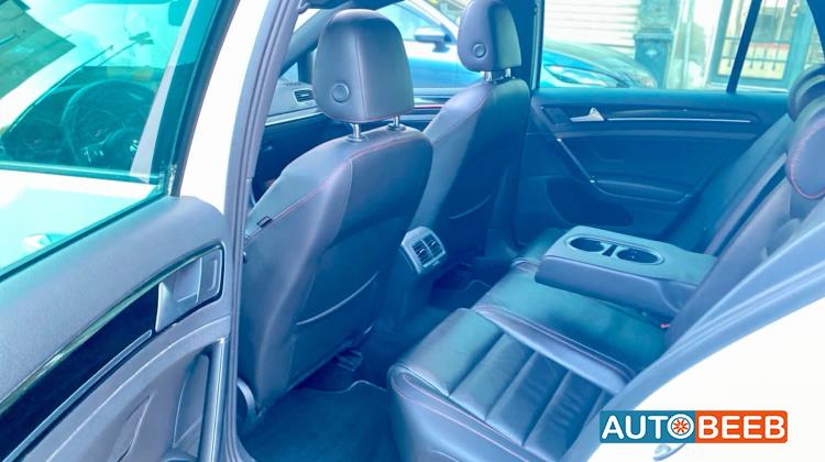 Volkswagen E-Golf 2016