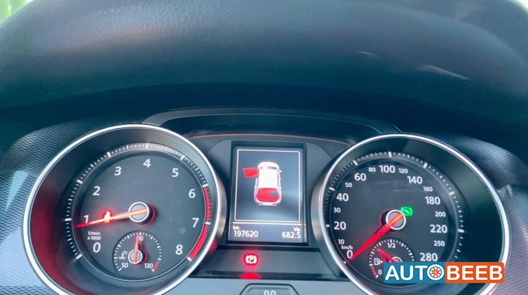Volkswagen E-Golf 2016