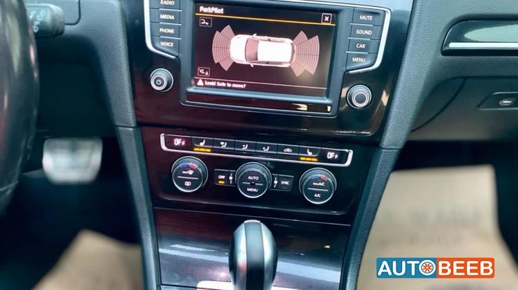 Volkswagen E-Golf 2016