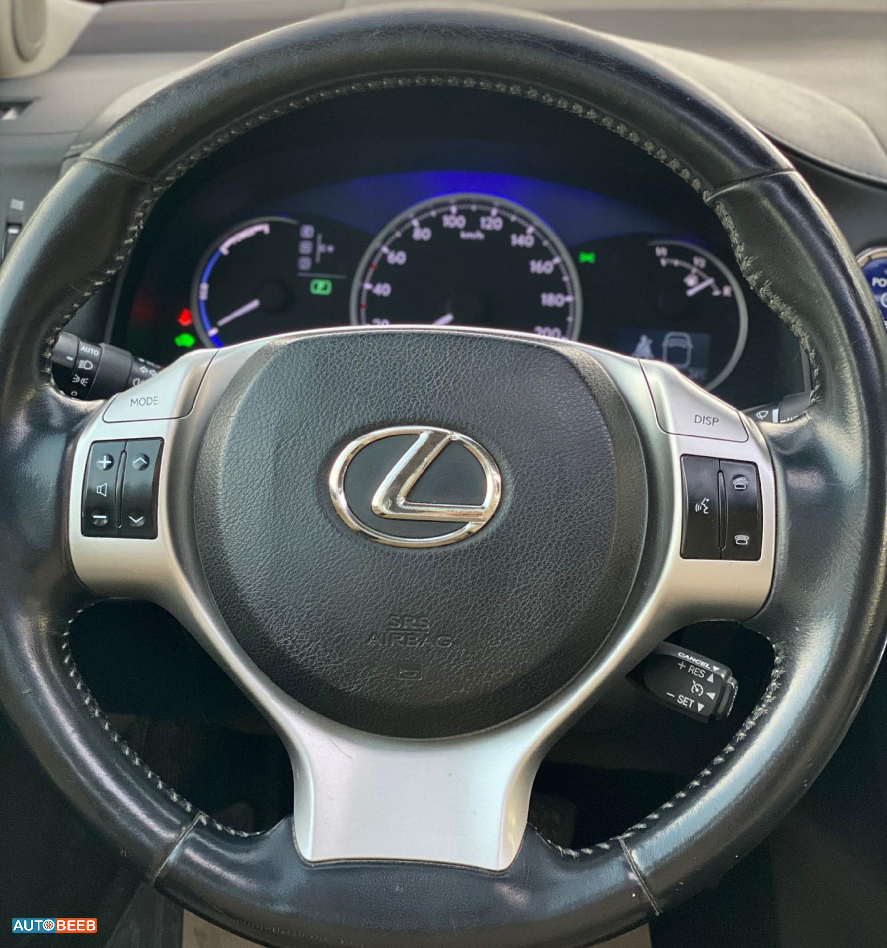 Lexus CT200 2012