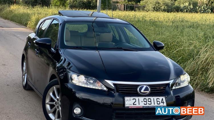 Lexus CT200 2012