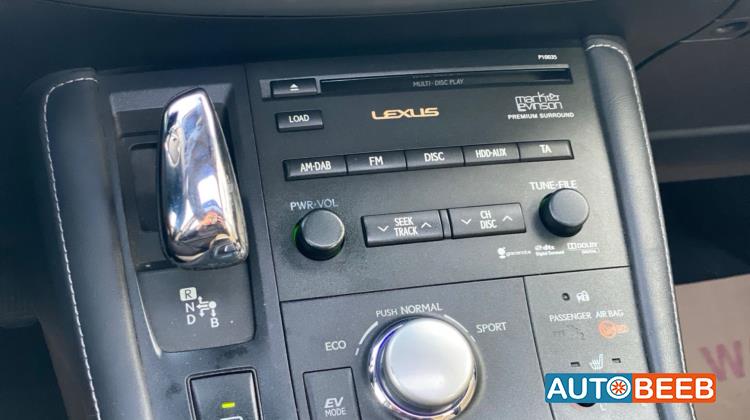 Lexus CT200 2012