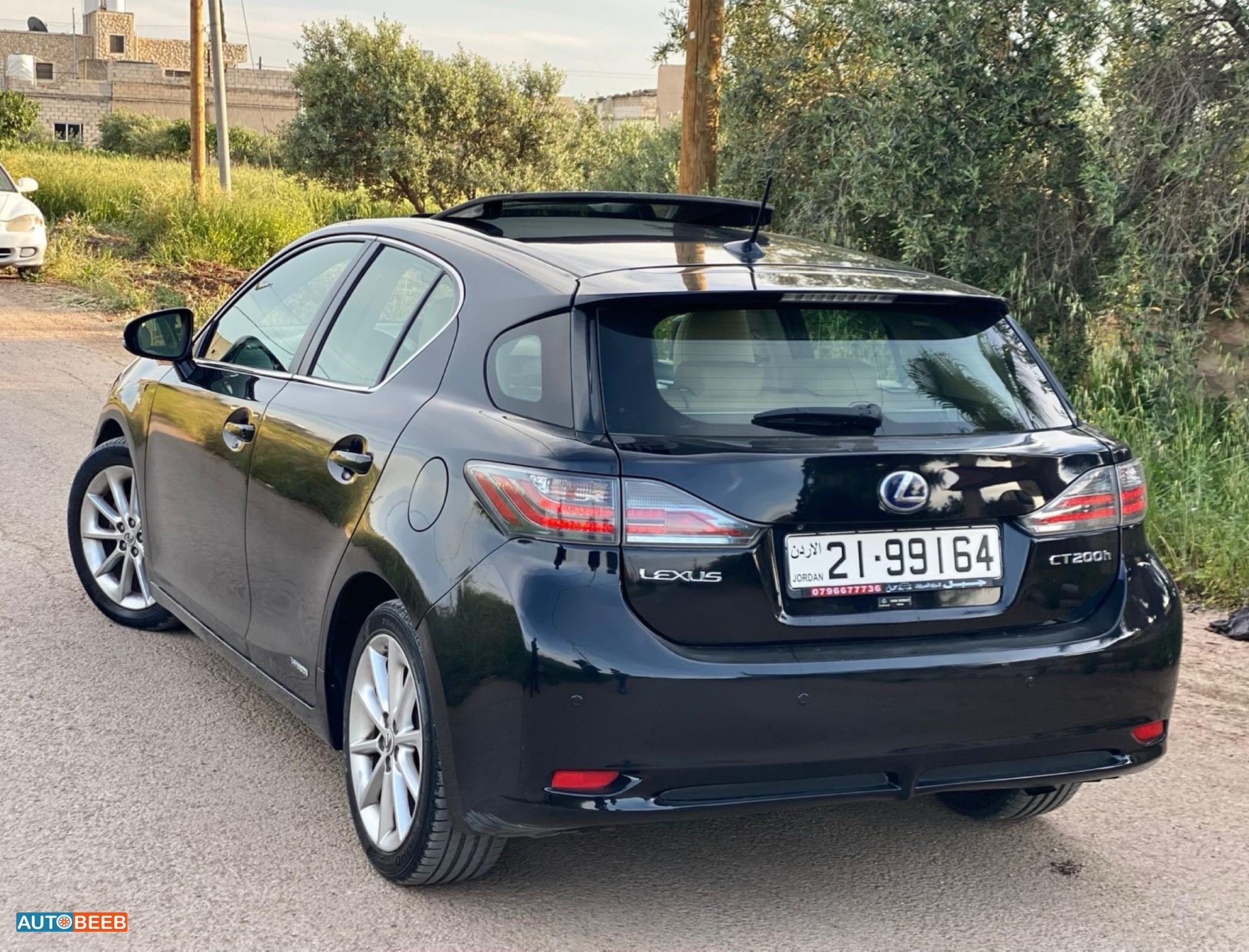 Lexus CT200 2012