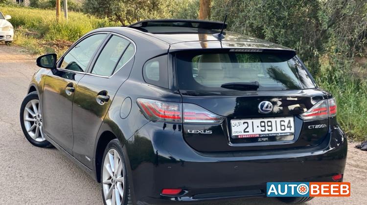 Lexus CT200 2012
