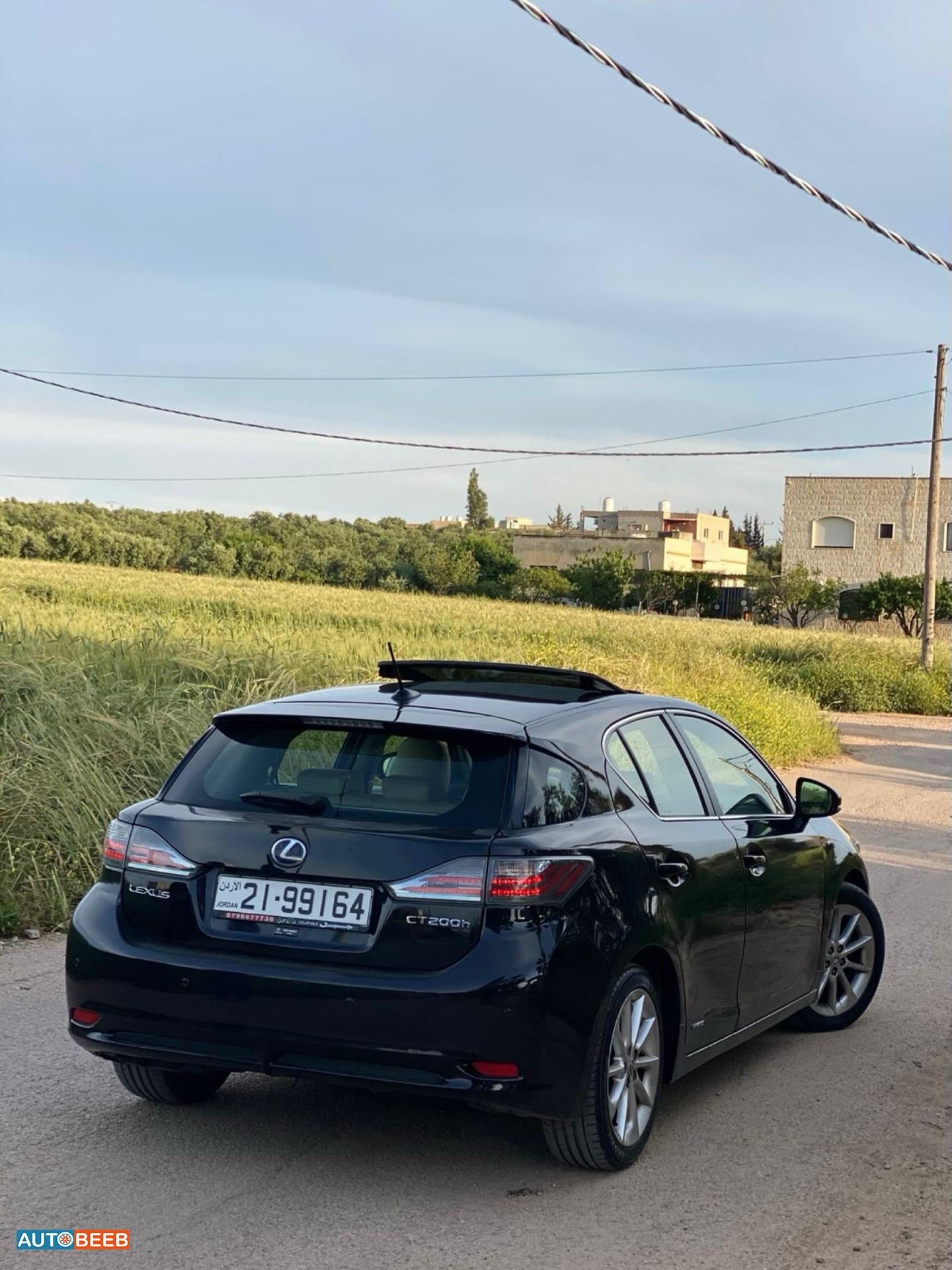 Lexus CT200 2012