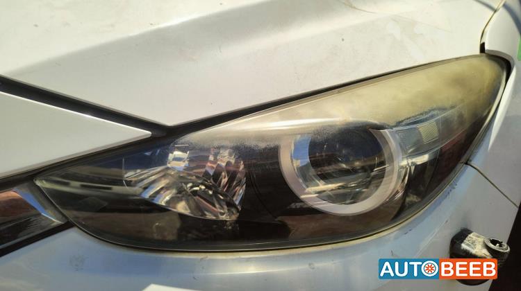 Lights Front light Mazda 3