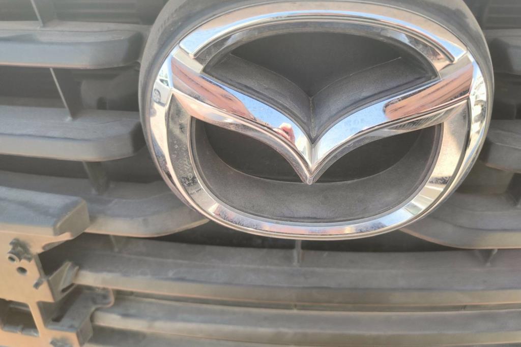 Body  Emblems Mazda 3