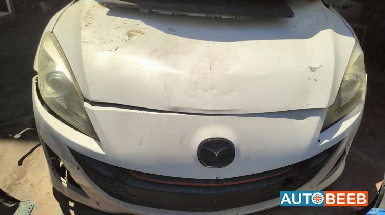 Body  Front clip Mazda 3