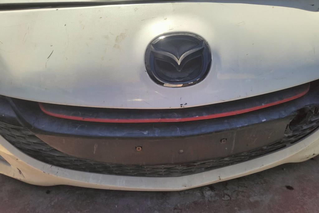 Body  Grilles Mazda 3