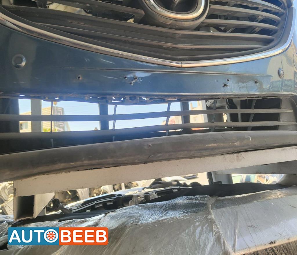 Body  Grilles Mazda 6