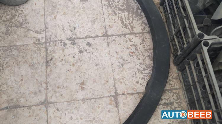 Body  Spoiler  Toyota RAV4