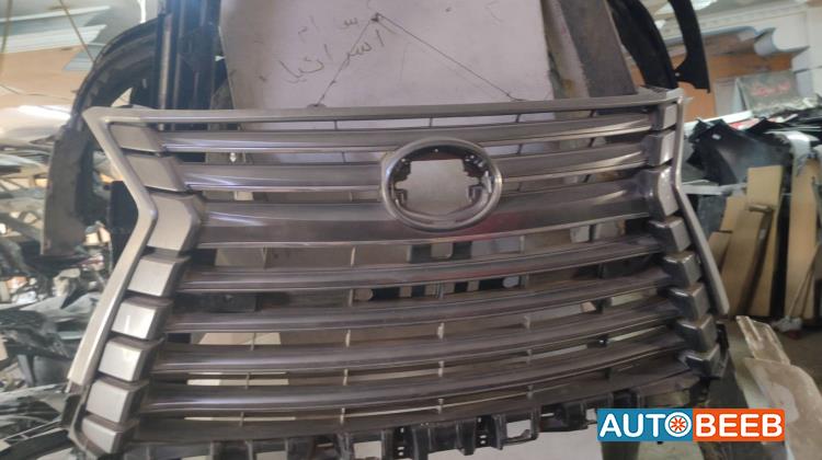Body  Grilles Lexus LX570