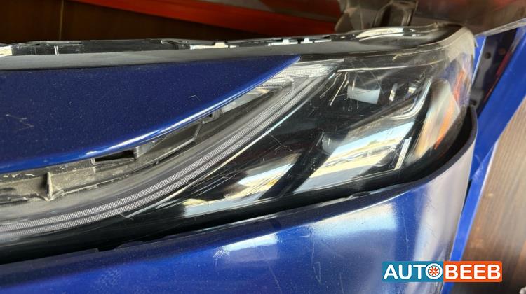 Lights Front light Toyota Camry