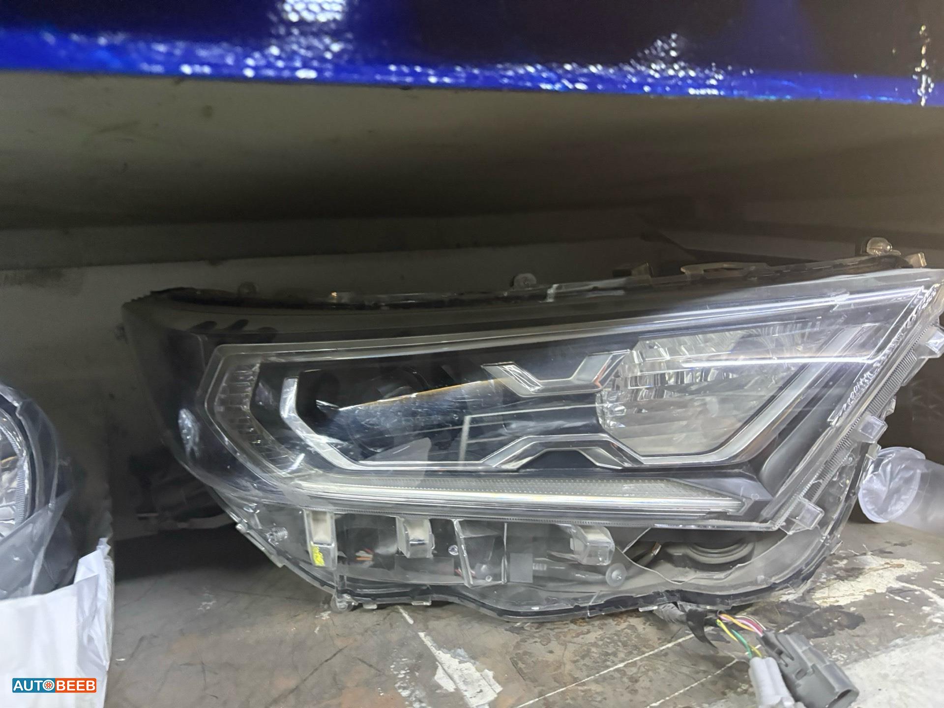 Lights Front light Toyota RAV4