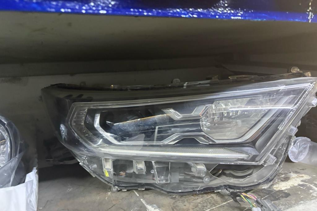 Lights Front light Toyota RAV4