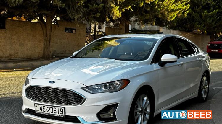 Ford Fusion 2020