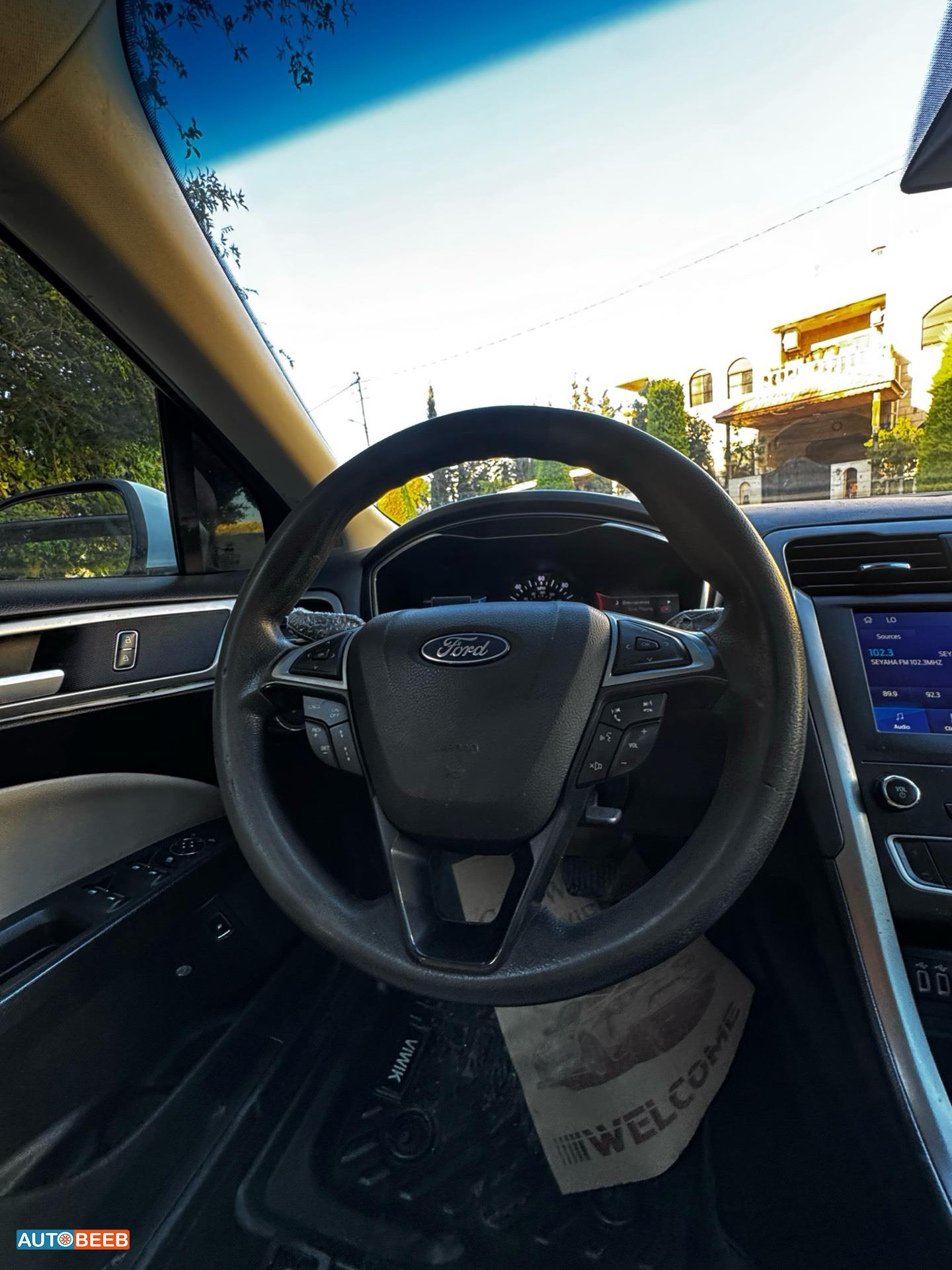 Ford Fusion 2020