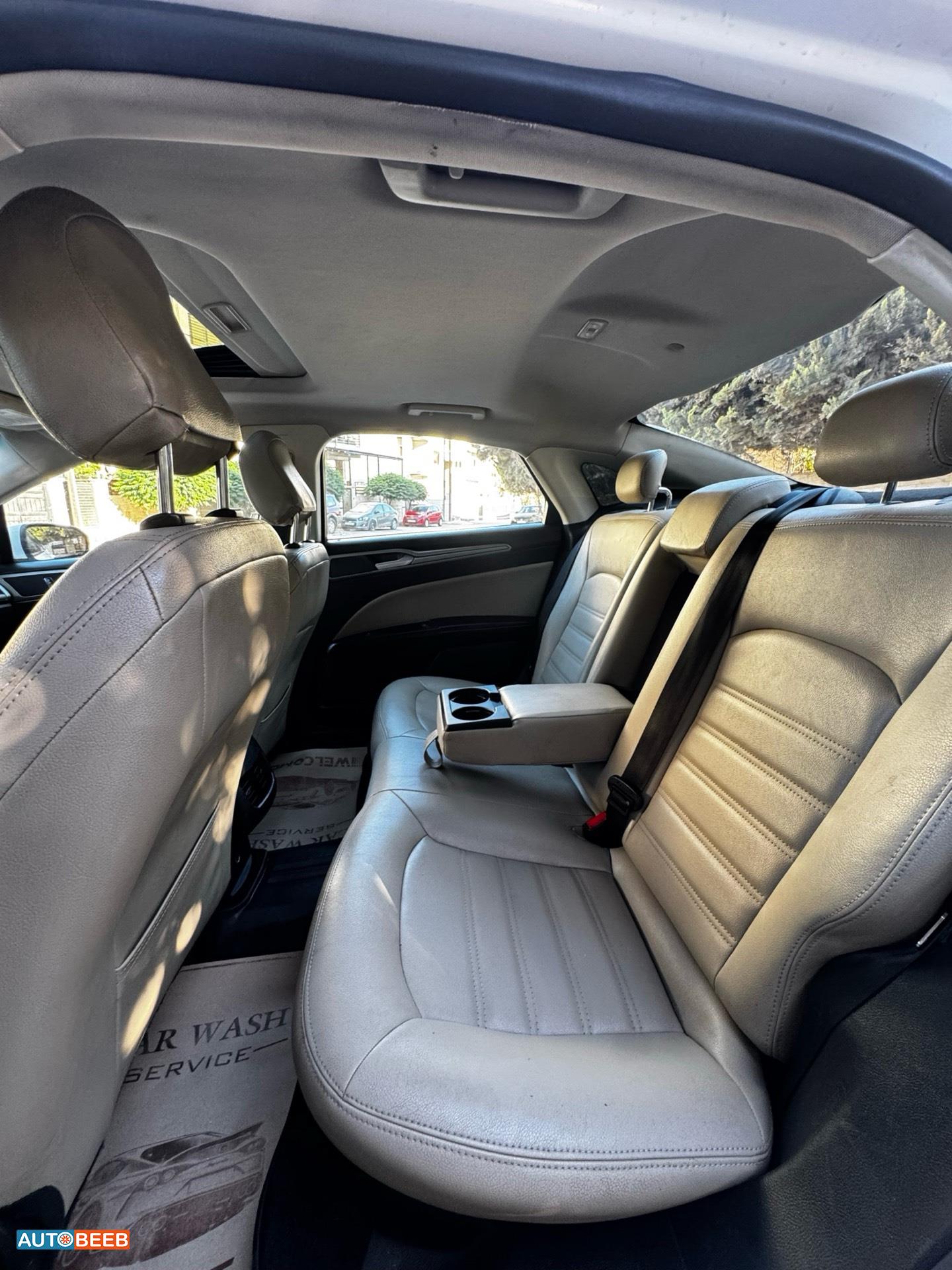 Ford Fusion 2020
