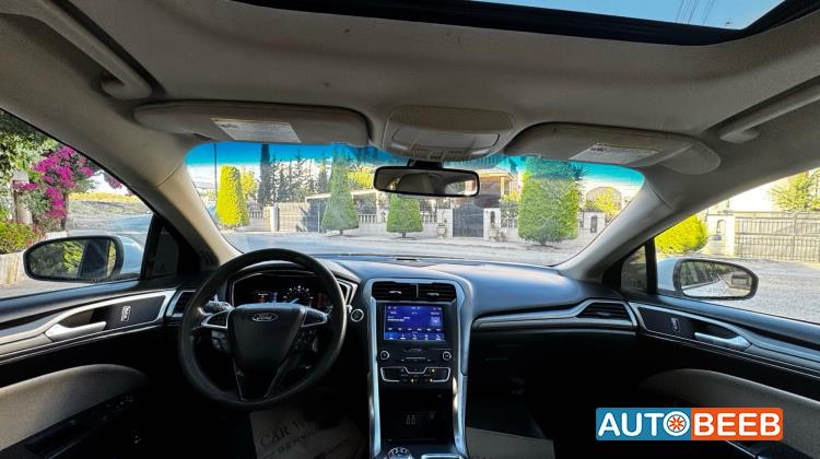 Ford Fusion 2020