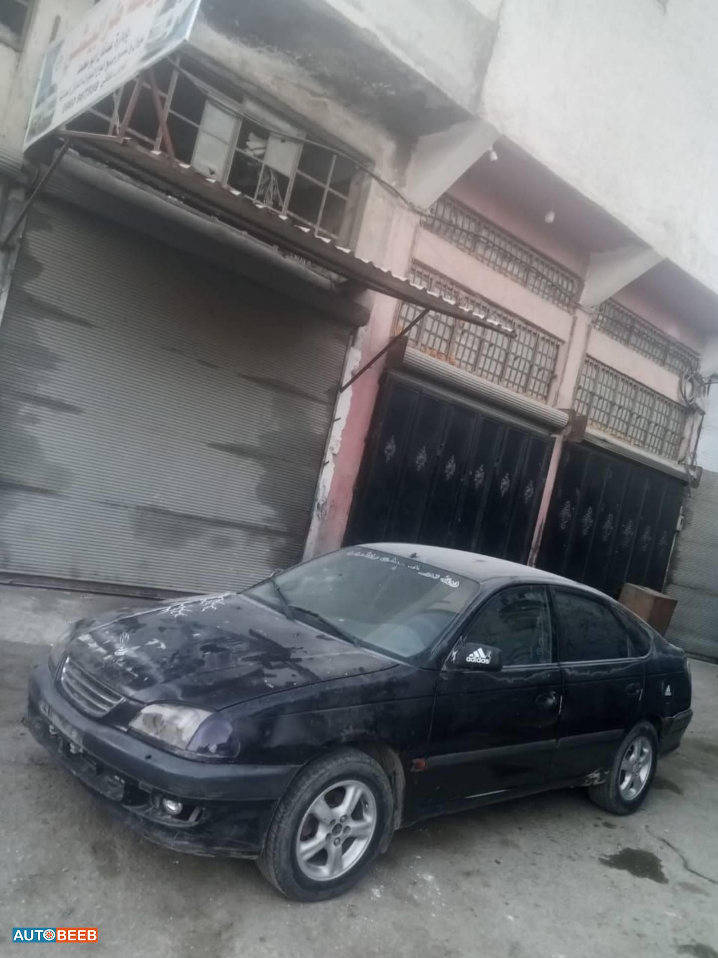 Toyota Corolla 2000