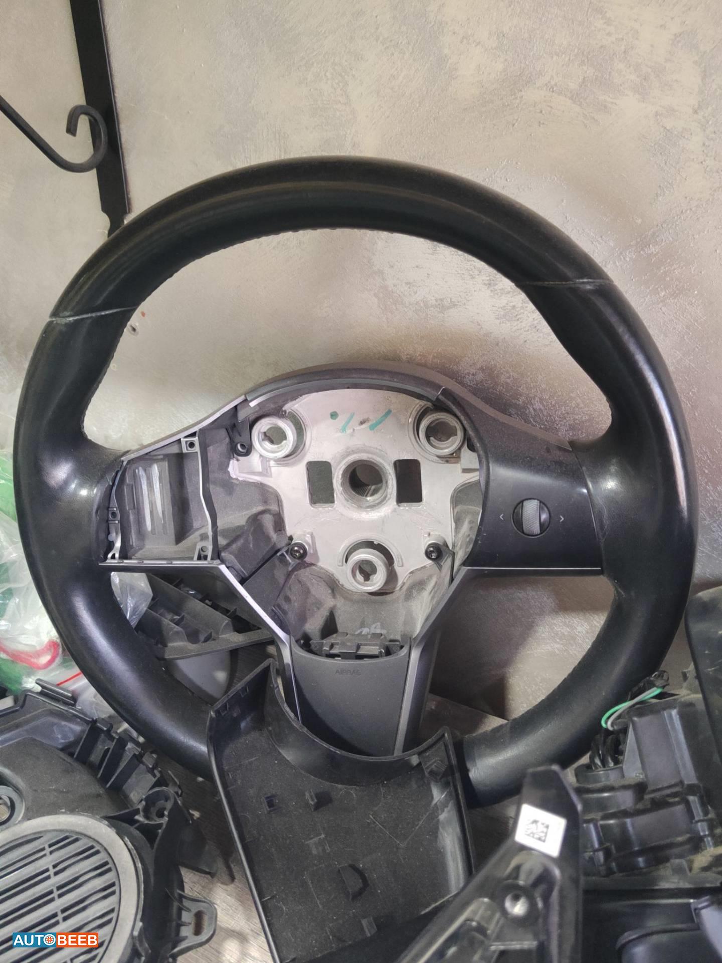 Cabin  Steering Wheel Tesla 3