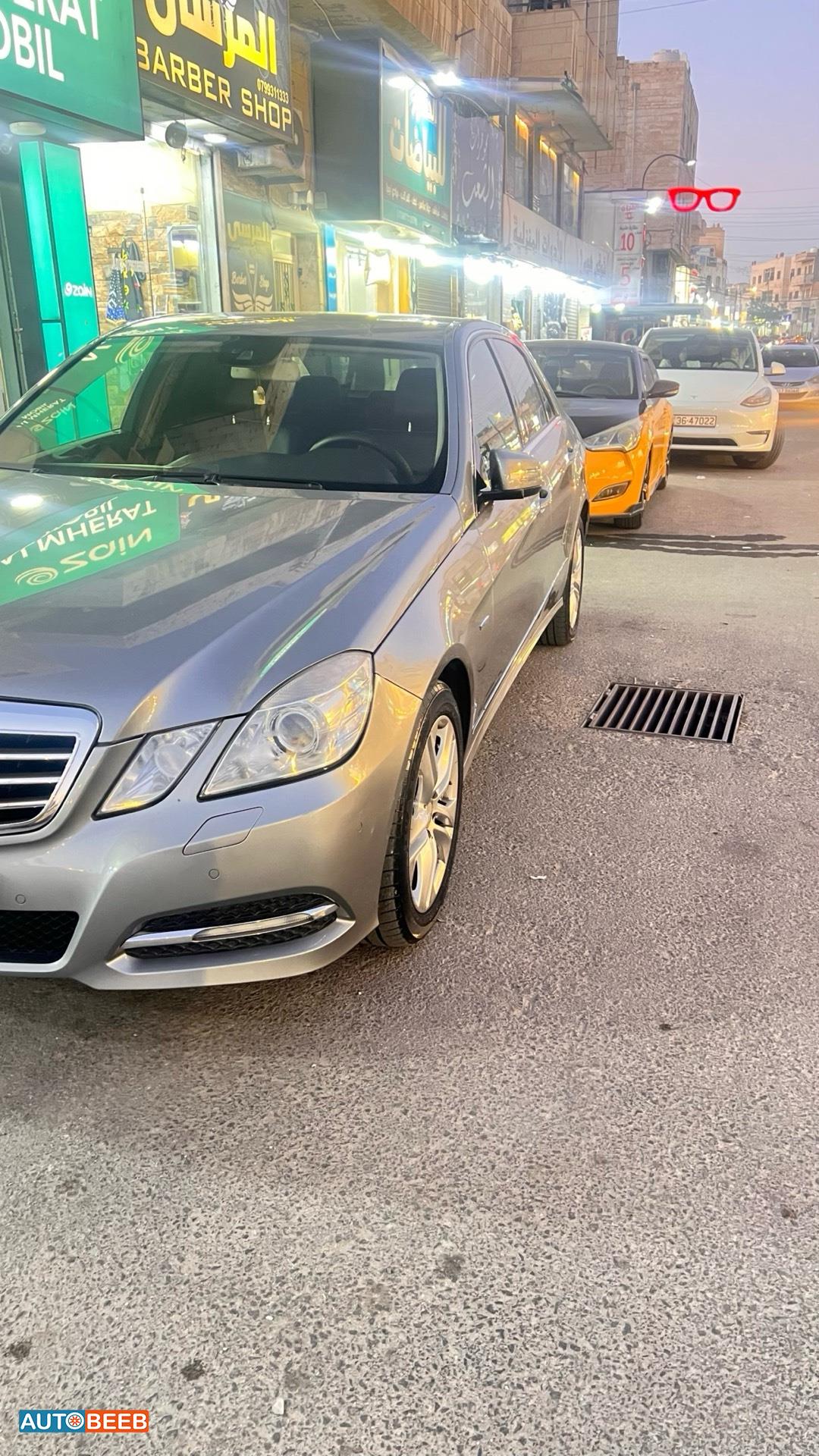 Mercedes Benz E200 2011